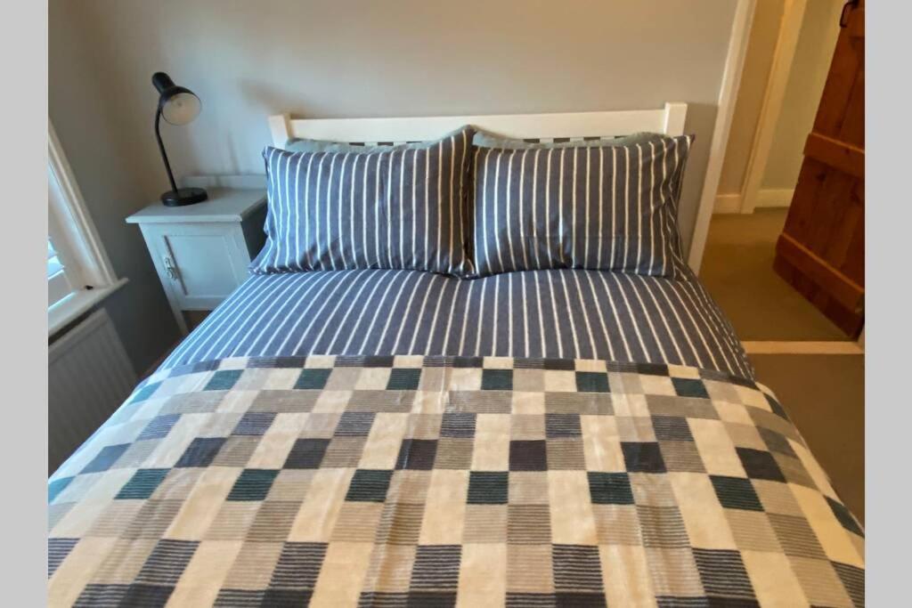 Angel Cottage, Boxgrove, Chichester - Relax And Unwind エクステリア 写真